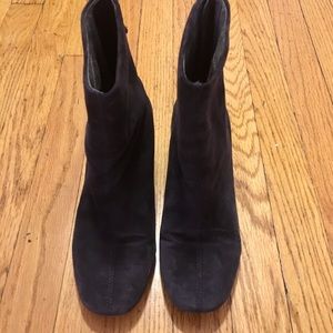 Women Suede Boots by Seychelles (Slate gray)